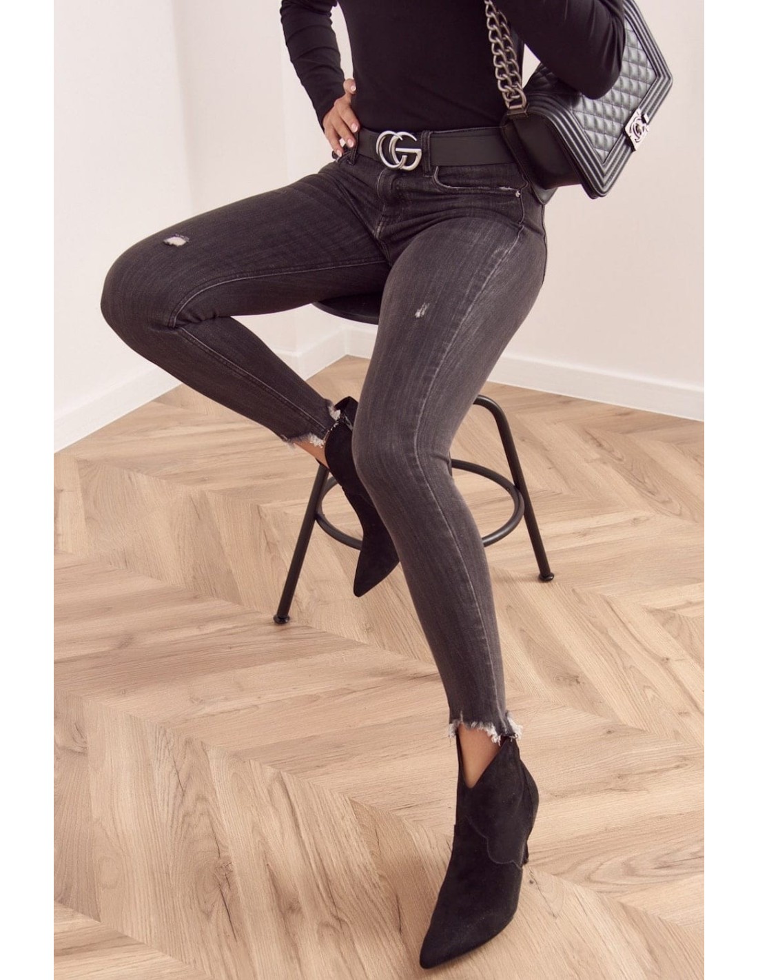 Fashionable black denim pants 23110 - Online store - Boutique